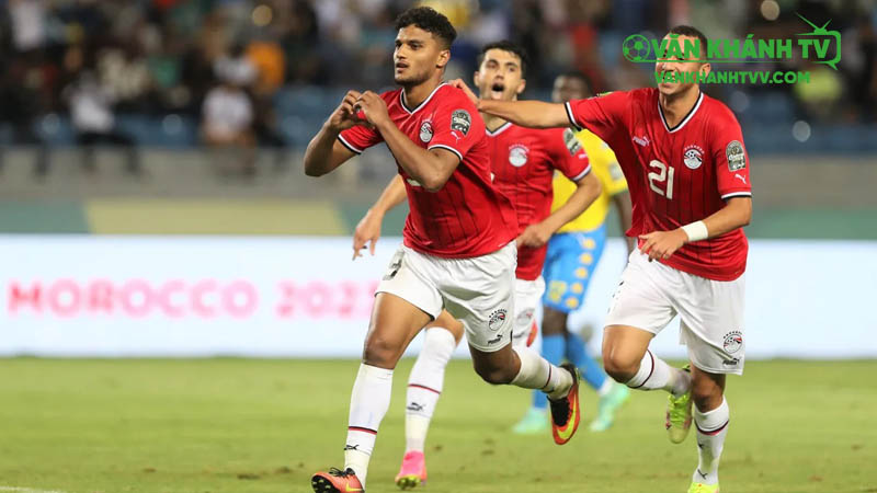 Burkina Faso tận dụng lợi thế sân nhà – Nỗ lực tìm kiếm bàn thắng.